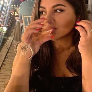 Meet your Posher, Bianca